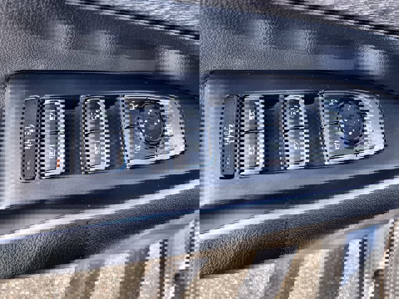 Certified 2022 Kia Sorento S image 18