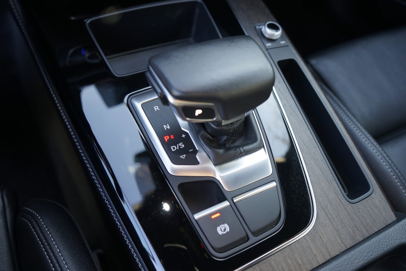 Used 2023 Audi Q5 2.0T Premium Plus w/ Premium Plus Package image 24