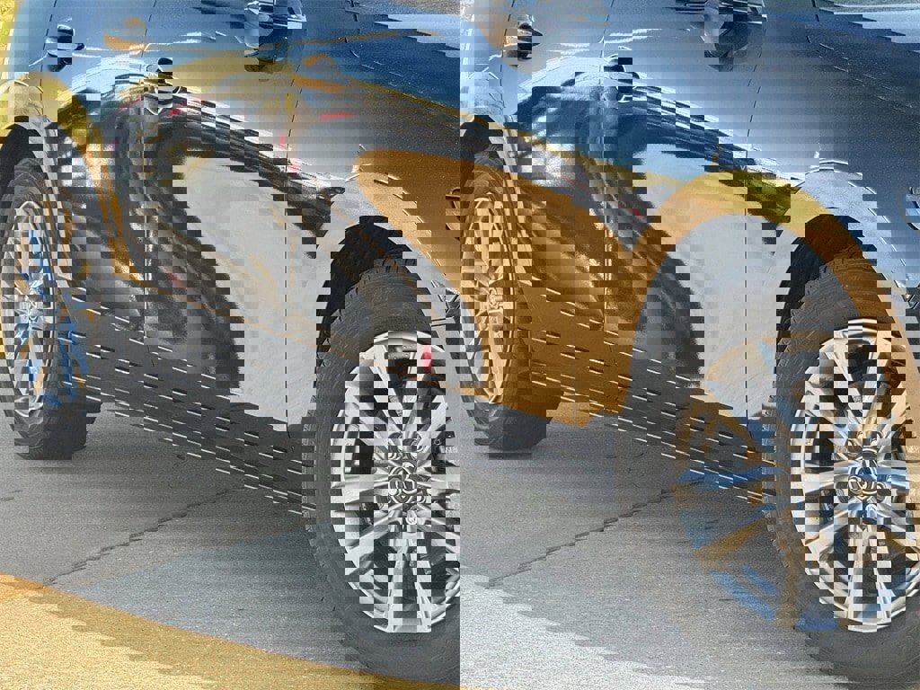 Used 2025 MAZDA MAZDA3 s image 7