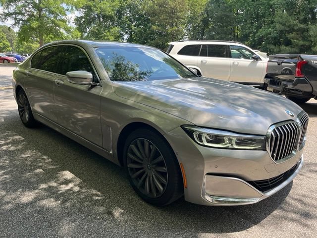 Used 2021 BMW 740i xDrive w/ Premium Package AWD/4WD image 2