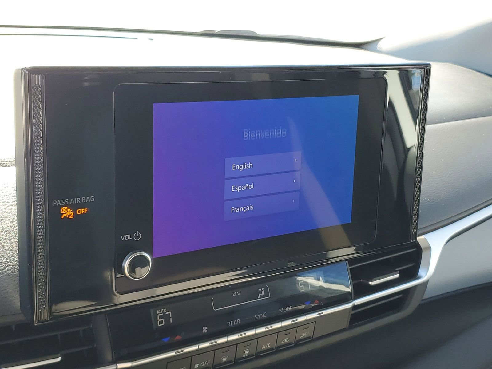 Certified 2025 Toyota Sienna LE image 26