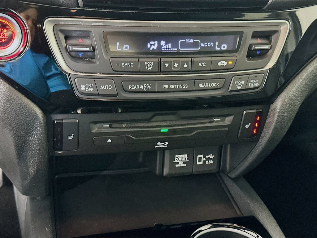 Certified 2022 Honda Pilot Touring image 15