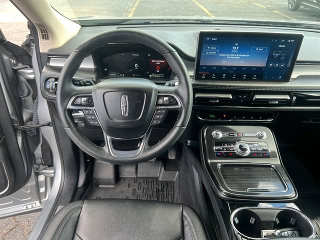 Certified 2023 Lincoln Nautilus AWD w/ Premium Package image 16