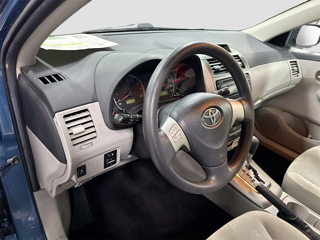 Used 2012 Toyota Corolla LE image 5