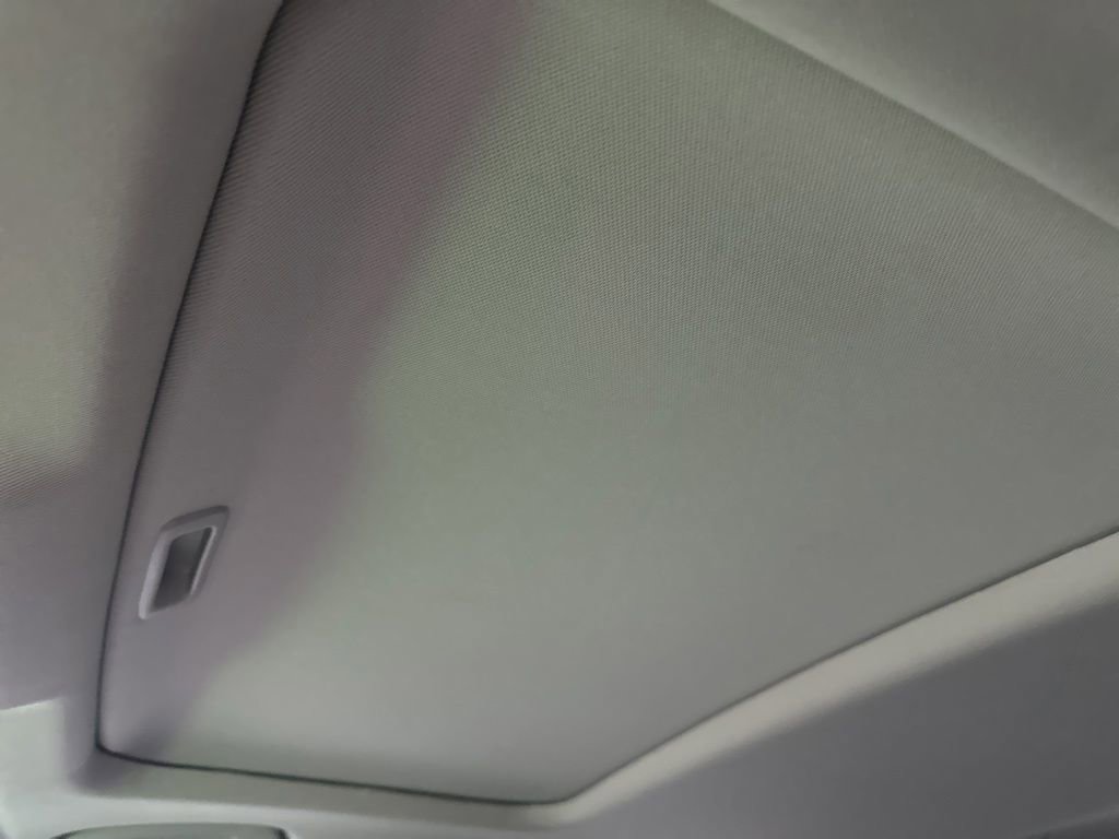 Used 2023 Honda Accord EX-L image 10