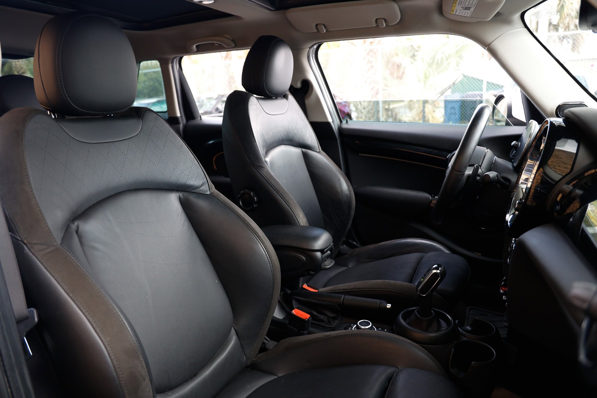 Used 2023 MINI Cooper S FWD image 19