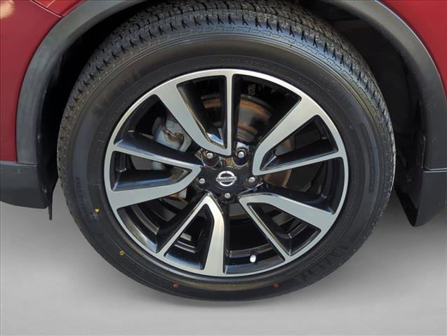 Used 2019 Nissan Rogue SL w/ Premium Package image 26