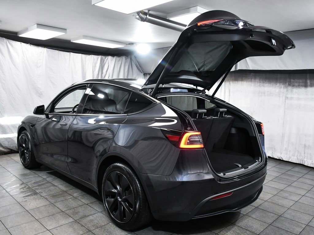 Used 2025 Tesla Model Y Long Range AWD/4WD image 72