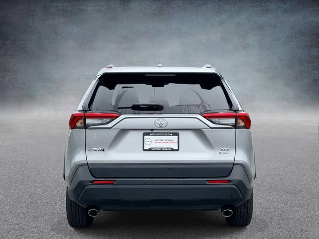 Used 2025 Toyota RAV4 XLE AWD/4WD image 3