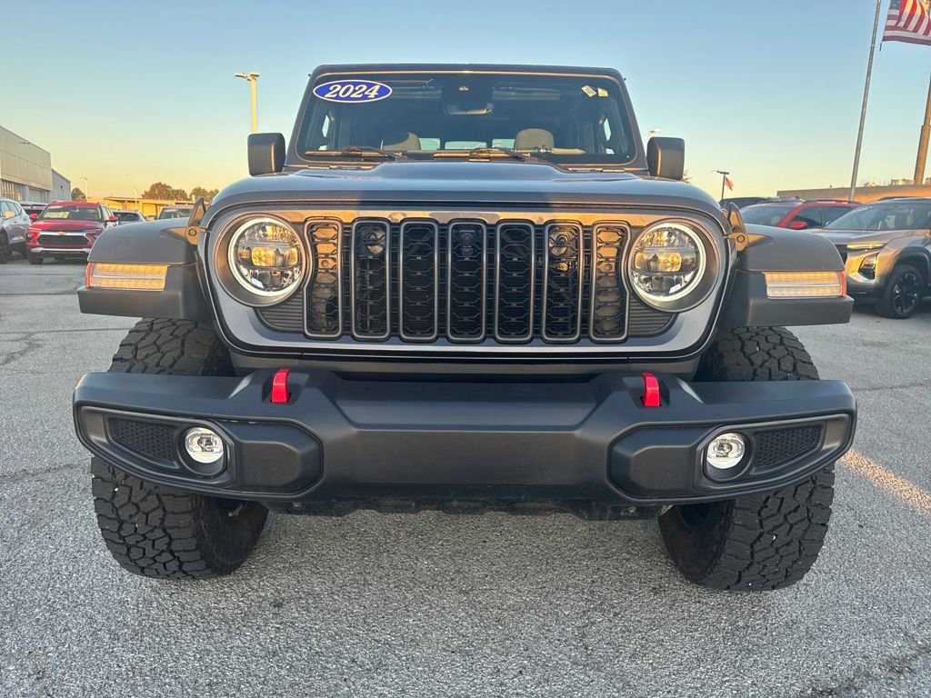 Used 2024 Jeep Gladiator Rubicon w/ Technology Group image 8