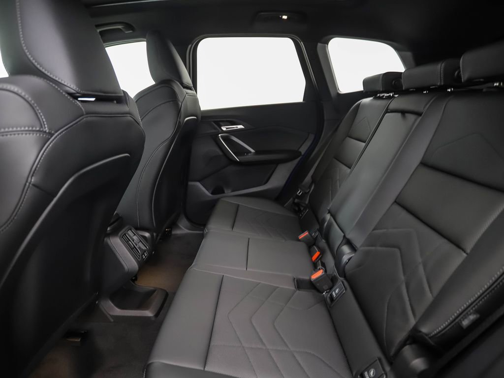 Used 2026 BMW X1 xDrive28i w/ Technology Package image 21