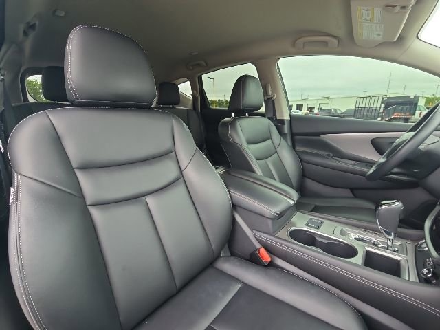 Used 2023 Nissan Murano SV w/ SV Midnight Edition Package FWD image 20