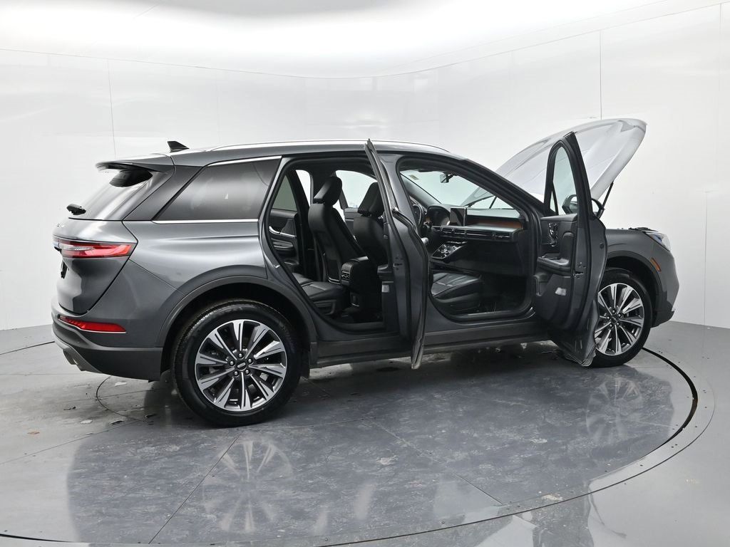 Used 2022 Lincoln Corsair Reserve image 66