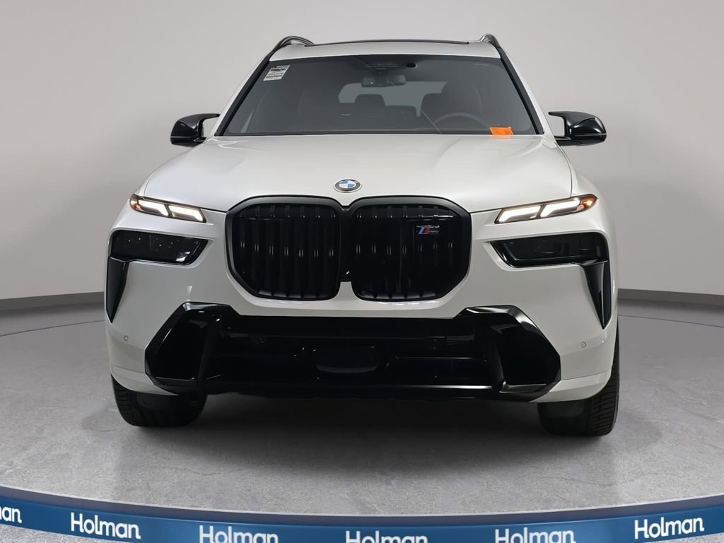 New 2026 BMW X7 M60i image 2