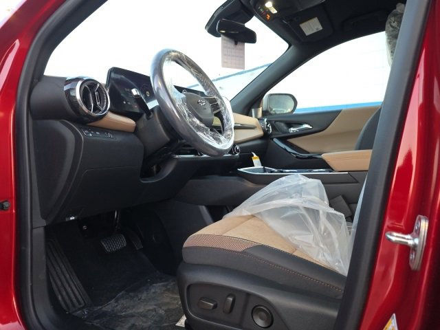 New 2026 Chevrolet Equinox ACTIV w/ Convenience Package III image 10