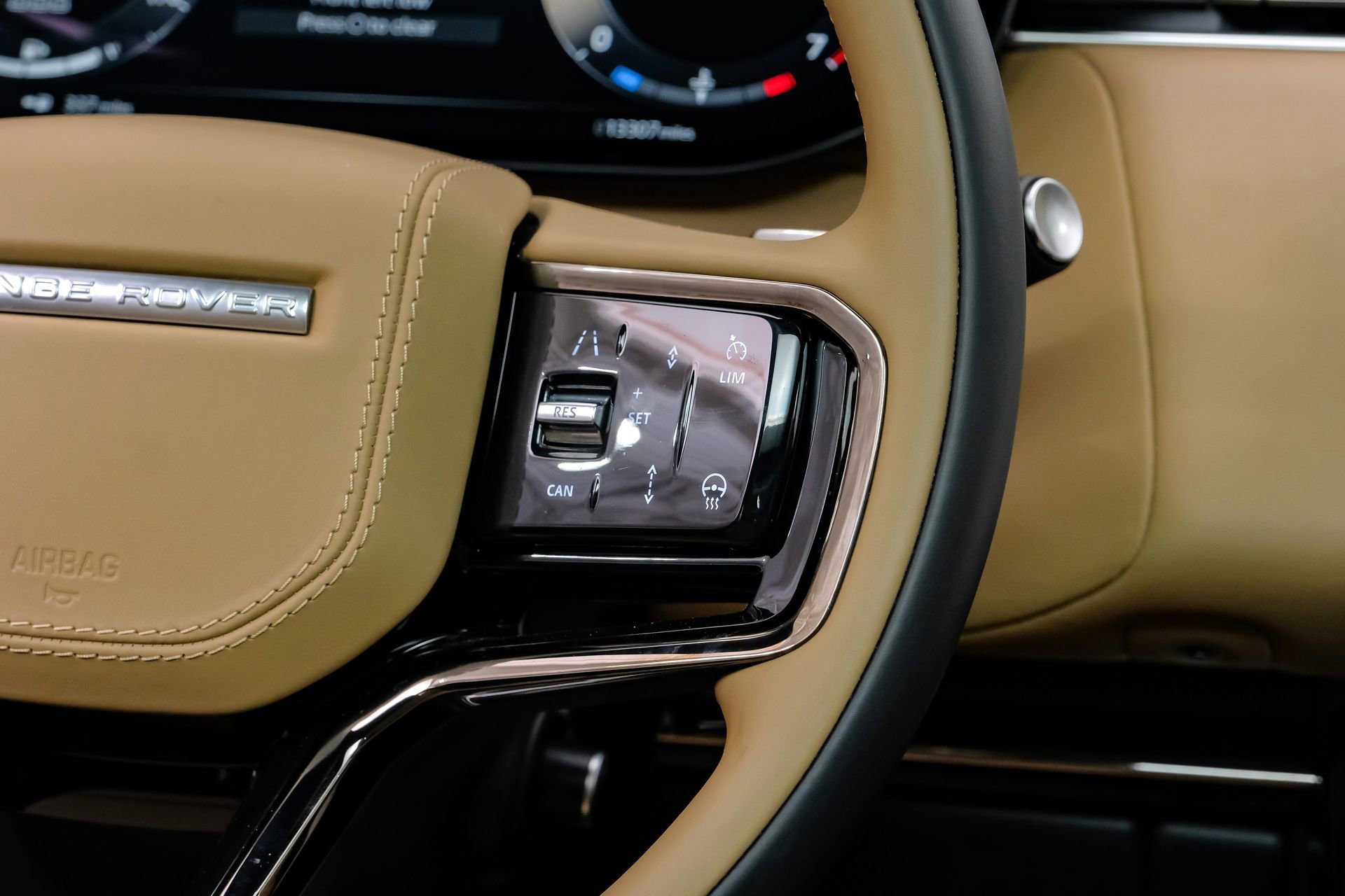 Used 2024 Land Rover Range Rover Sport Dynamic SE image 22