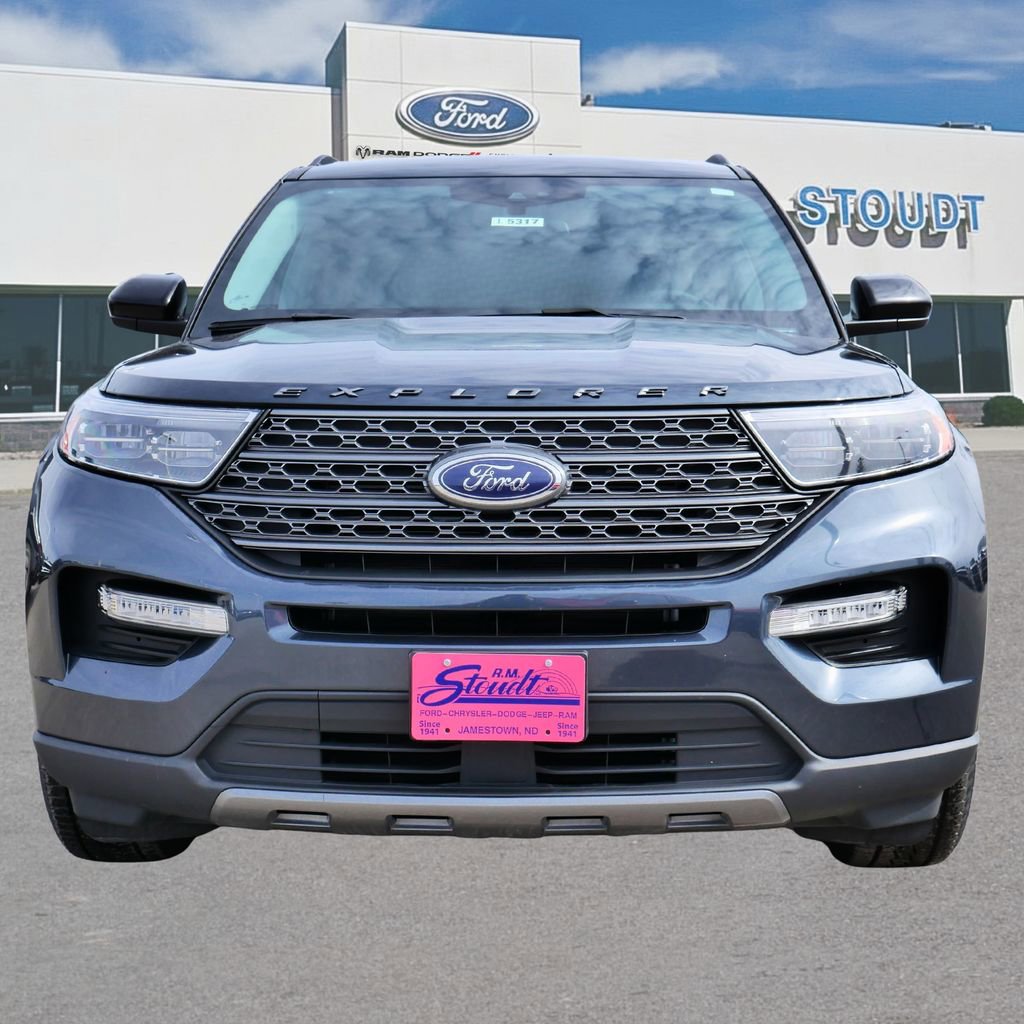 Used 2023 Ford Explorer XLT w/ Equipment Group 202A image 14