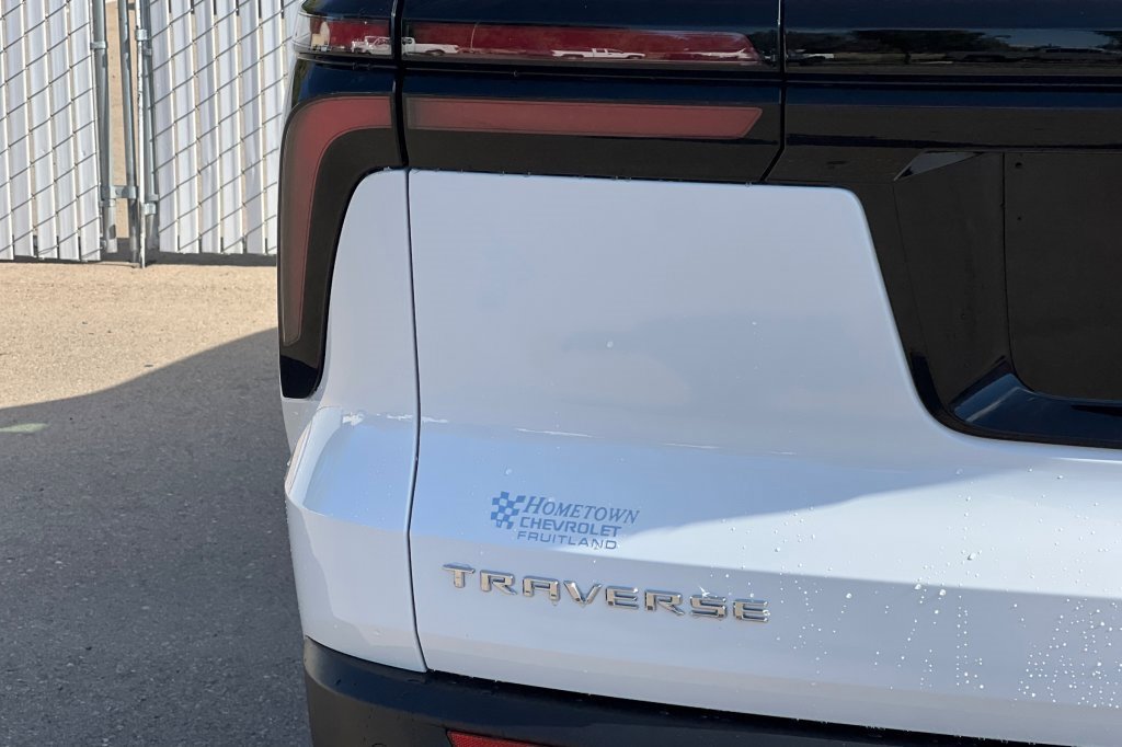 New 2026 Chevrolet Traverse LT w/ Driver Confidence Package image 20