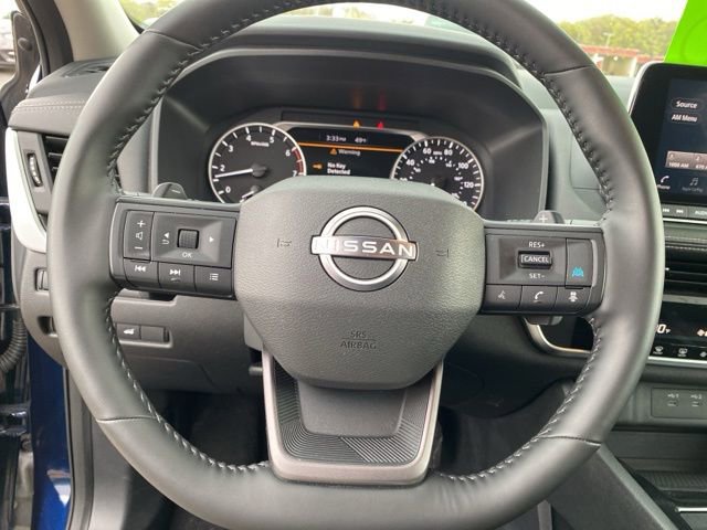 Used 2025 Nissan Rogue SV AWD/4WD image 18