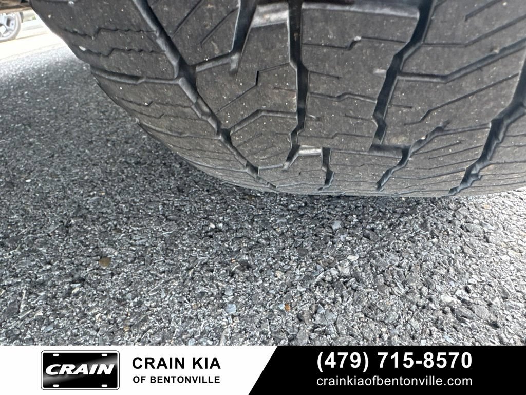Used 2023 Ford Maverick Lariat w/ Equipment Group 500A Standard AWD/4WD image 47