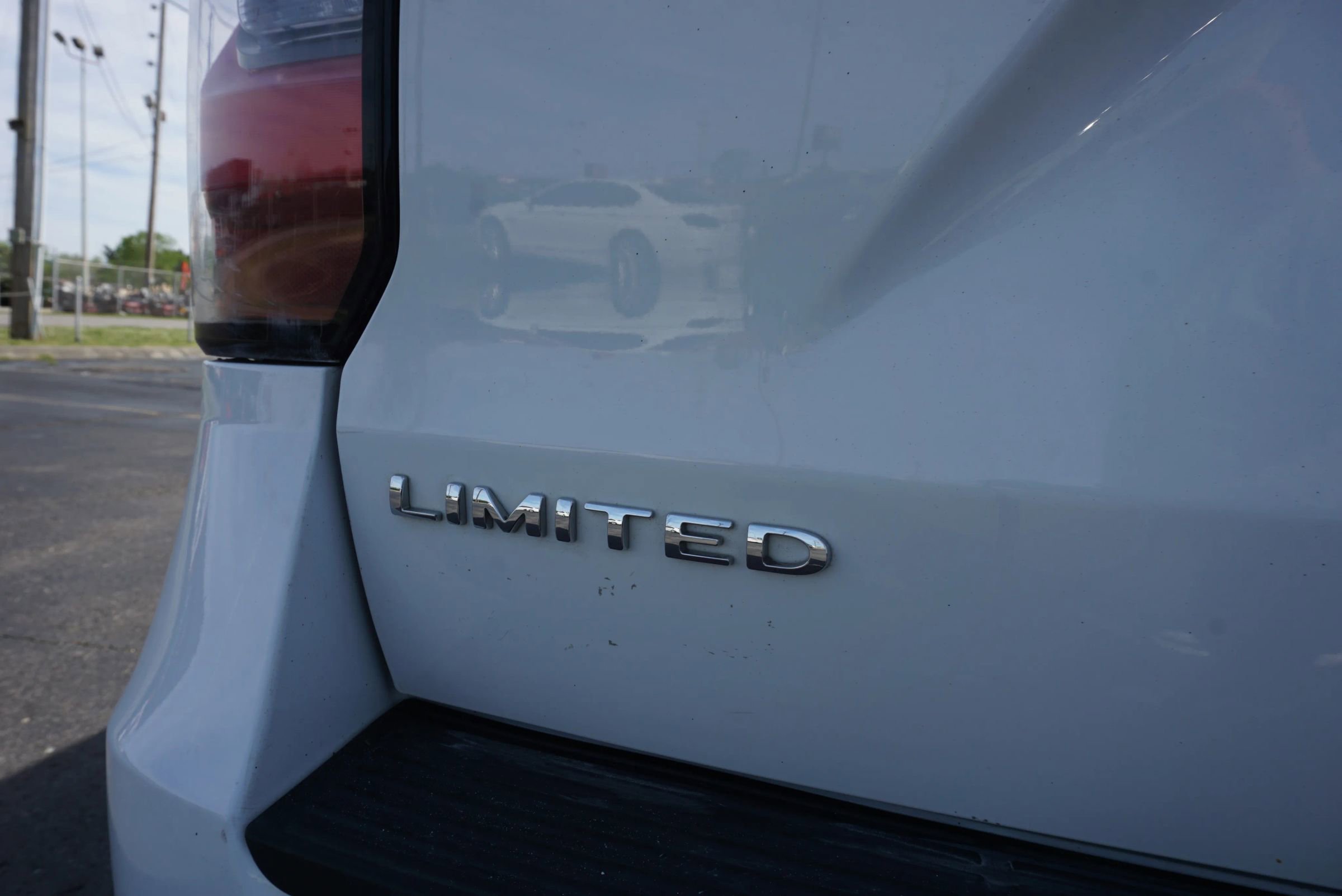 Used 2021 Ford Expedition Max Limited image 10