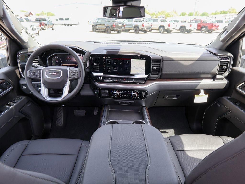New 2026 GMC Sierra 3500 SLT w/ SLT Premium Package AWD/4WD image 13