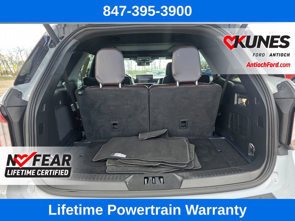 Used 2025 Ford Explorer Platinum w/ LUX Leather Package AWD/4WD image 23
