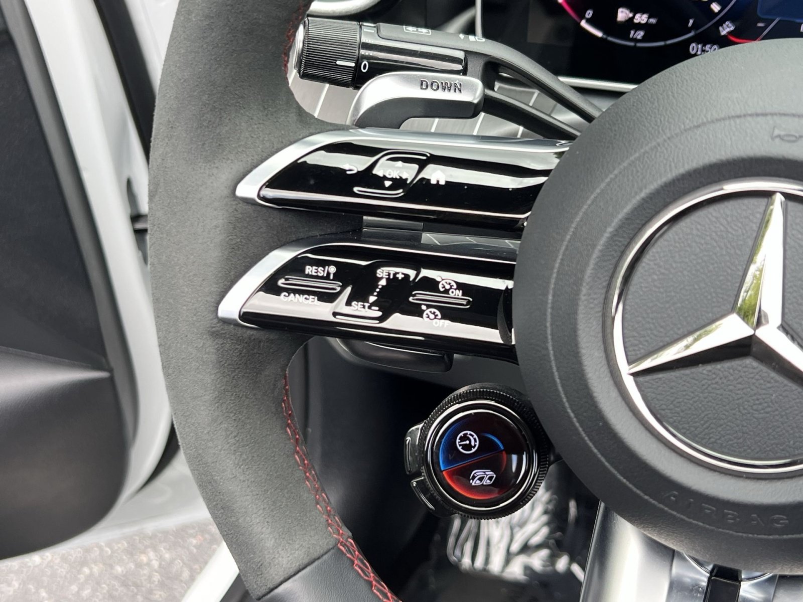 Certified 2026 Mercedes-Benz CLE 53 AMG 4MATIC Cabriolet image 38