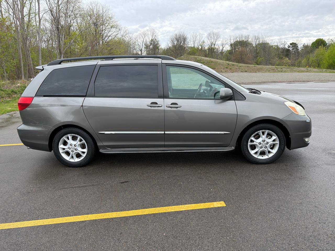 Used 2004 Toyota Sienna FWD image 4