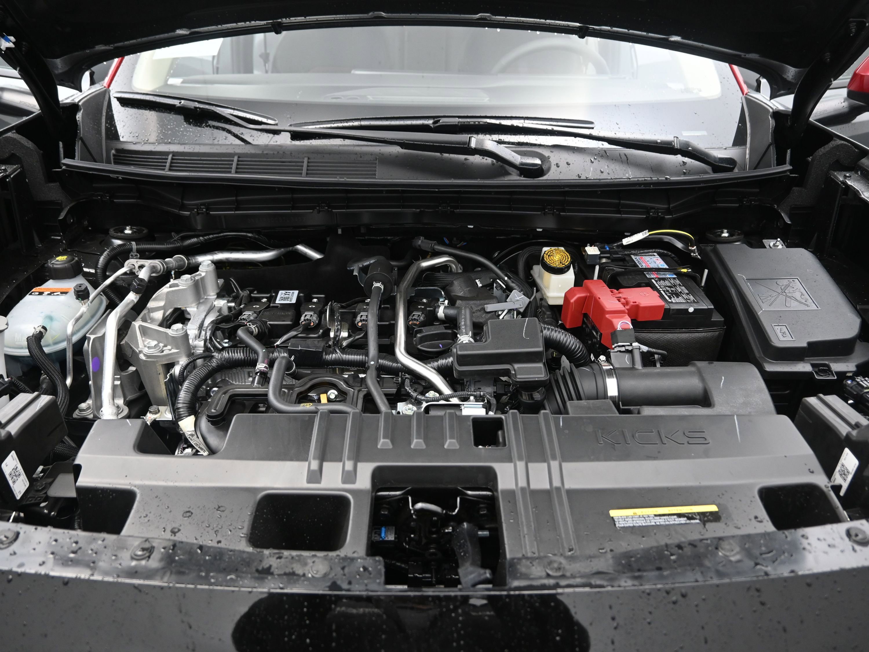 New 2026 Nissan Kicks SR w/ SR Premium Package FWD image 21