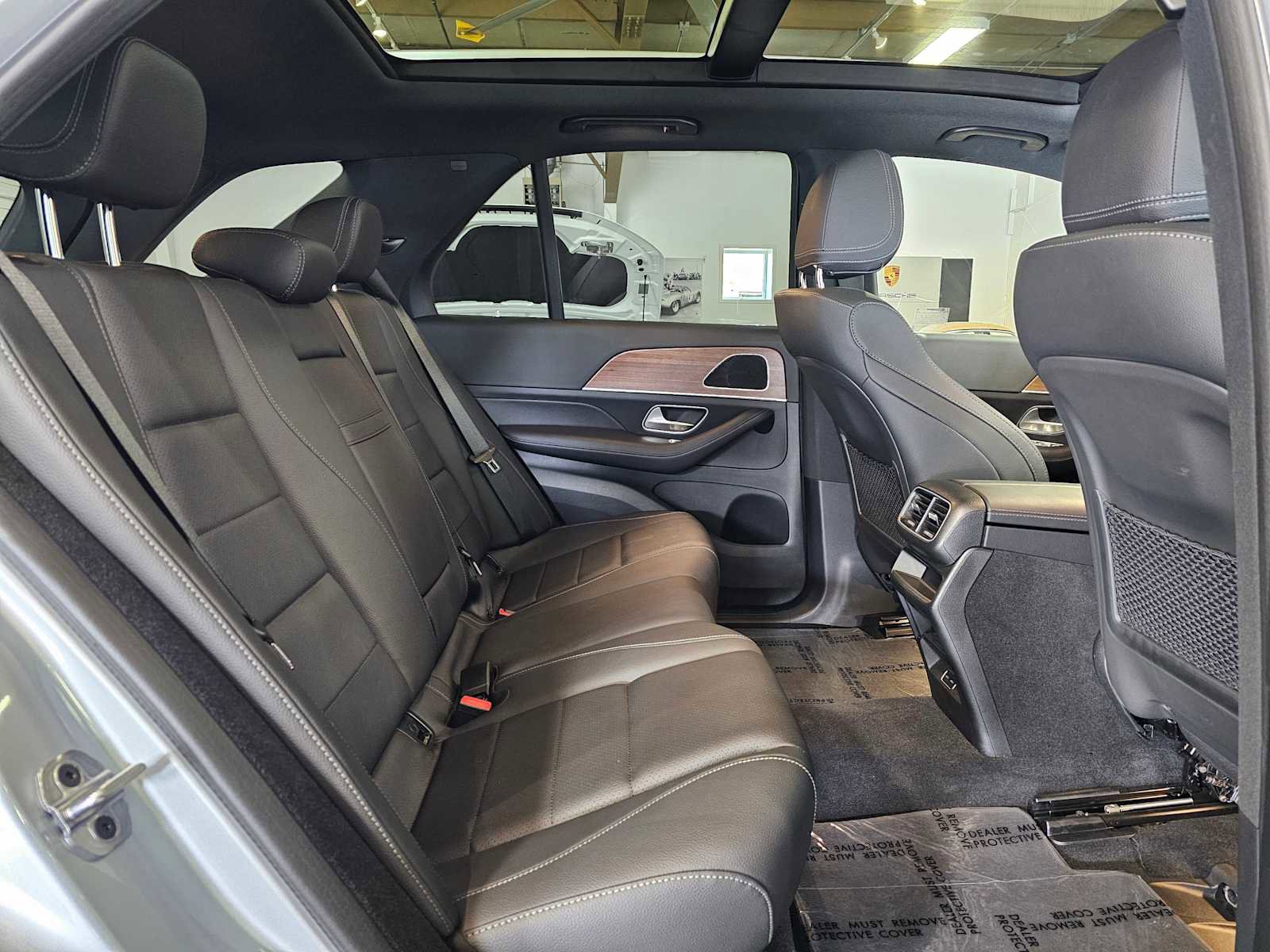 Used 2025 Mercedes-Benz GLE 450 4MATIC image 12