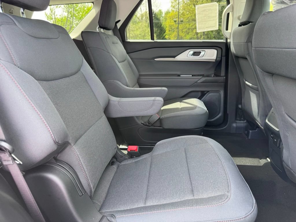 New 2026 Ford Explorer Active AWD/4WD image 17