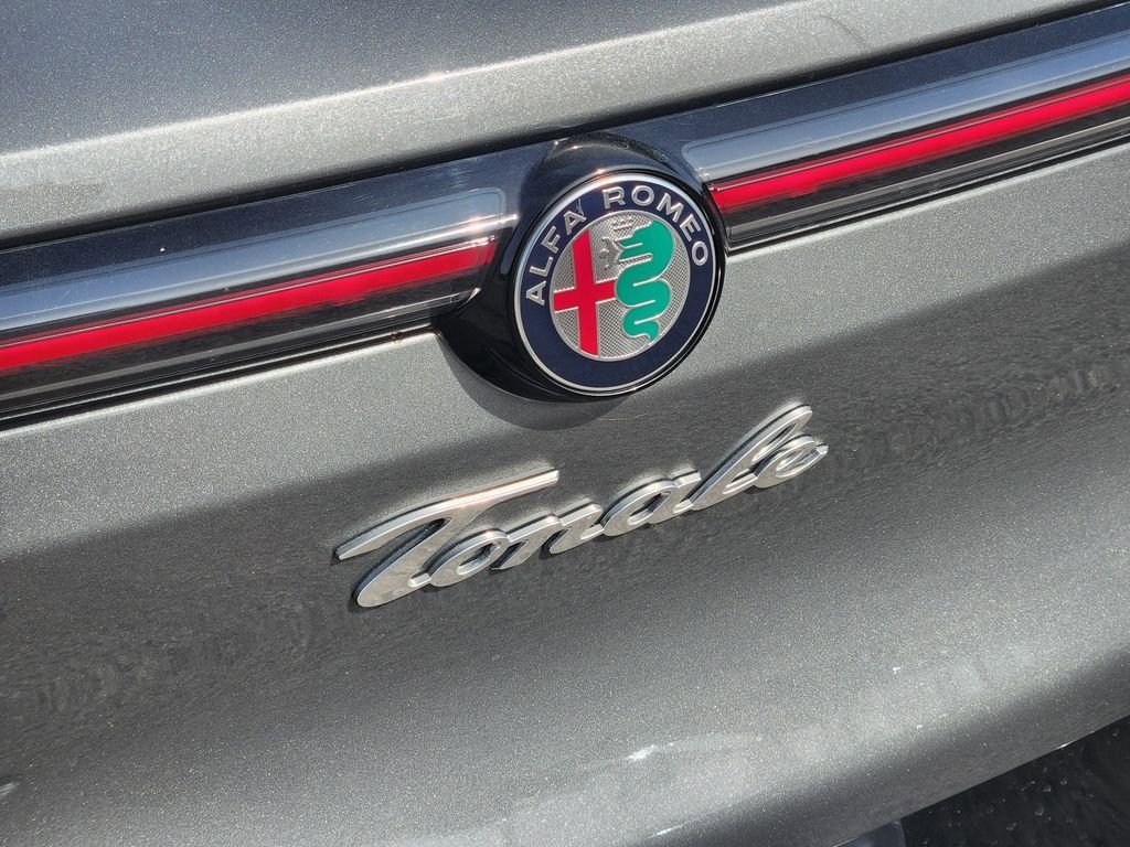 Used 2024 Alfa Romeo Tonale Ti image 11