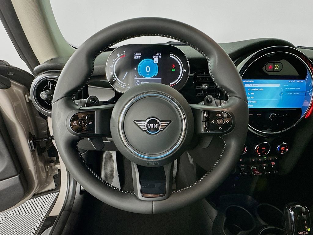 Certified 2024 MINI Cooper S image 11