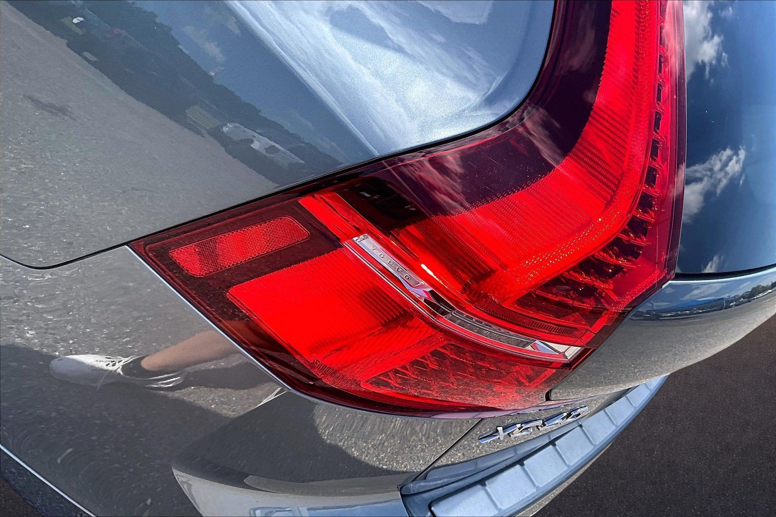 Used 2020 Volvo XC60 T8 Inscription AWD/4WD image 30