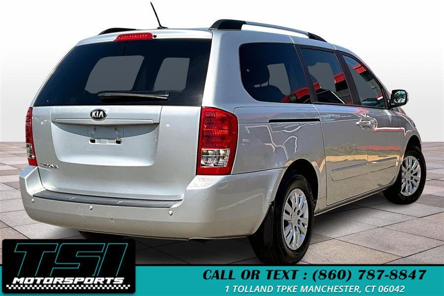 Used 2014 Kia Sedona LX image 2