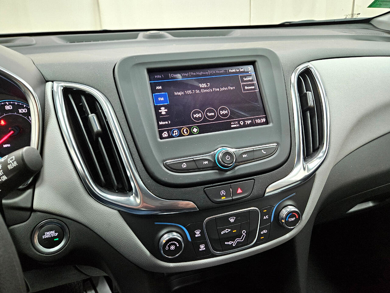 Used 2024 Chevrolet Equinox LS w/ LS Convenience Package image 24