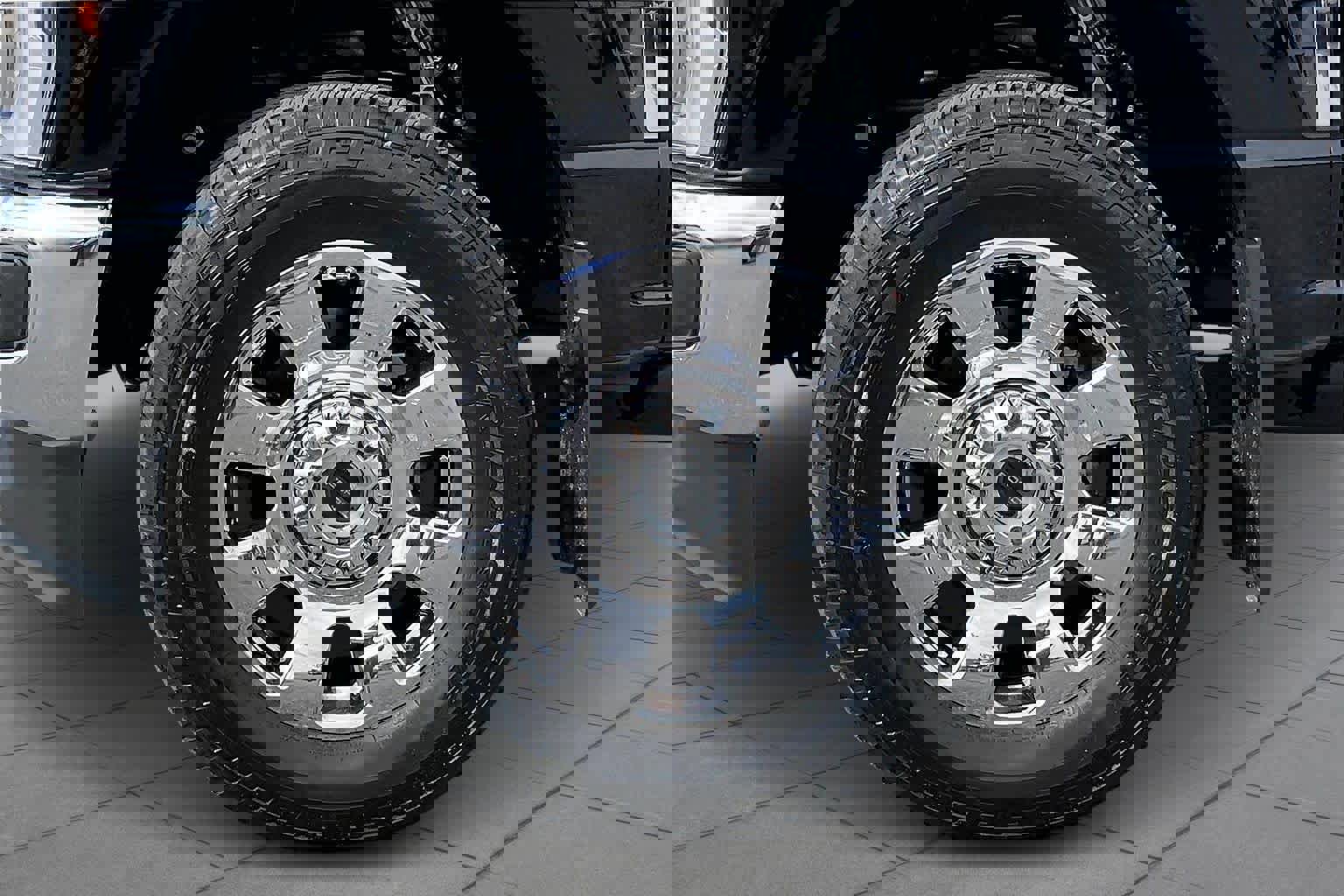 Used 2024 Ford F250 King Ranch w/ Chrome Package image 11