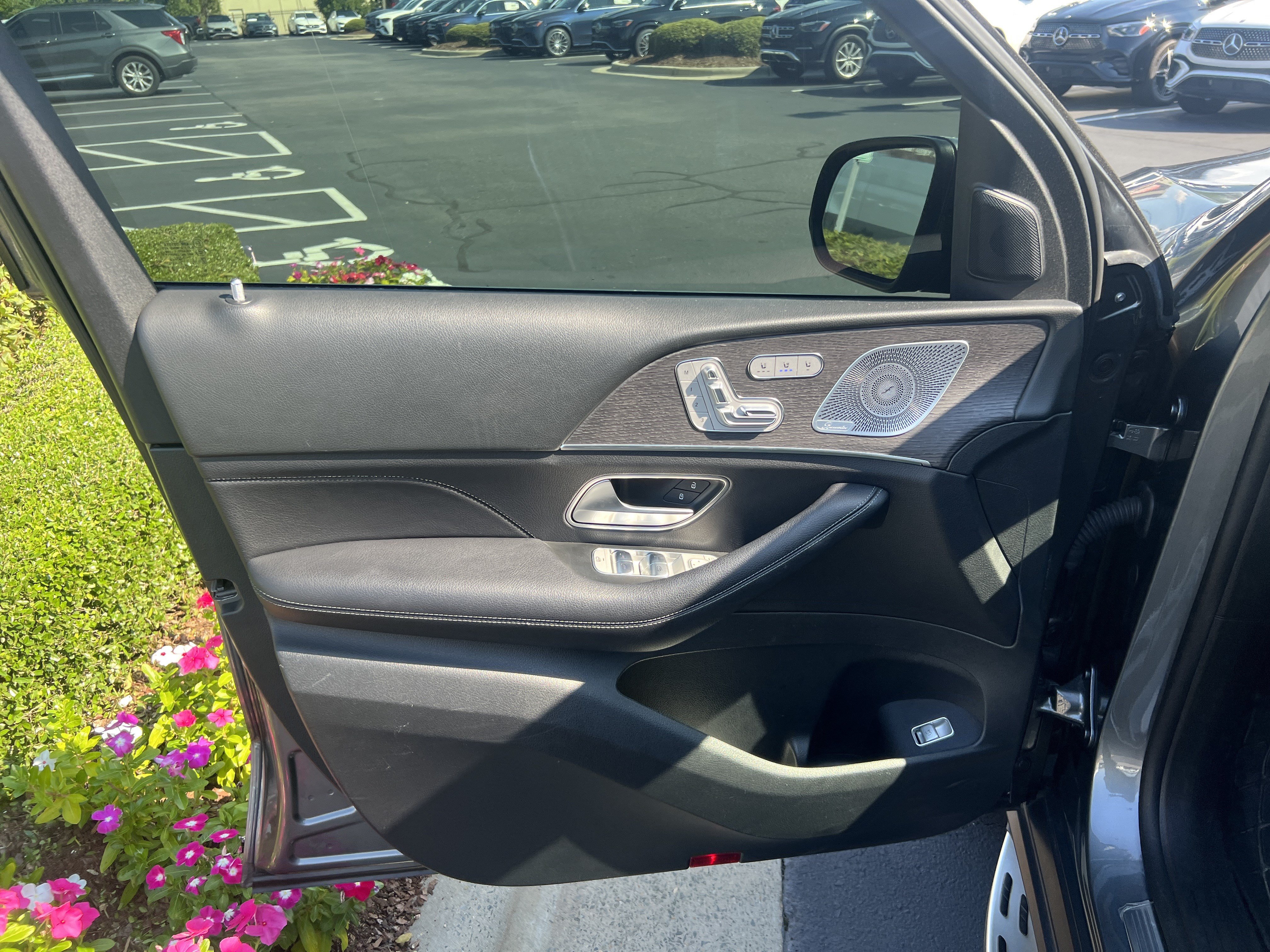 Used 2020 Mercedes-Benz GLS 450 4MATIC image 14