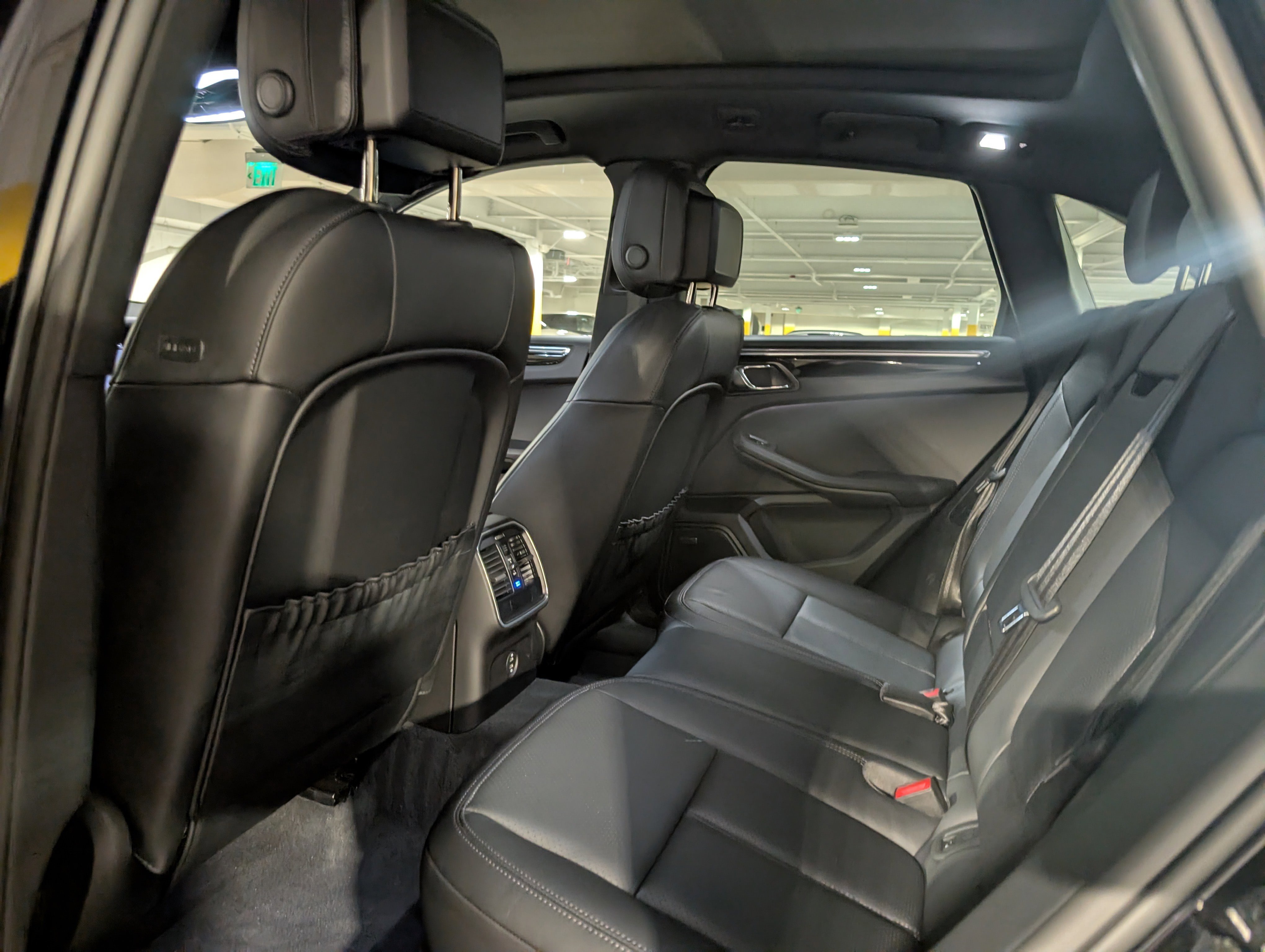 Used 2025 Porsche Macan image 22