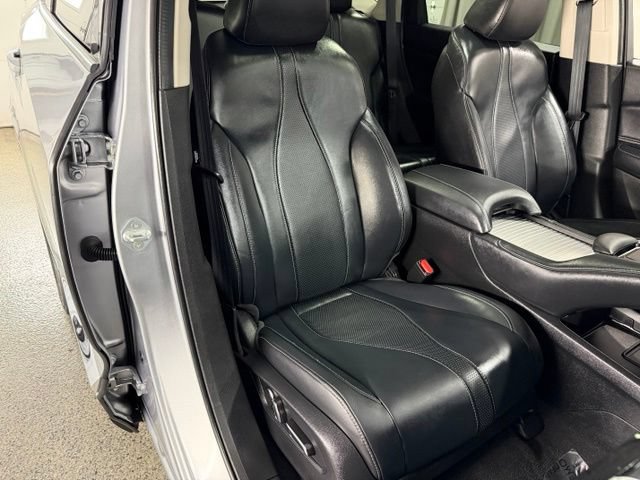 Used 2023 Acura RDX w/ Technology Package AWD/4WD image 25