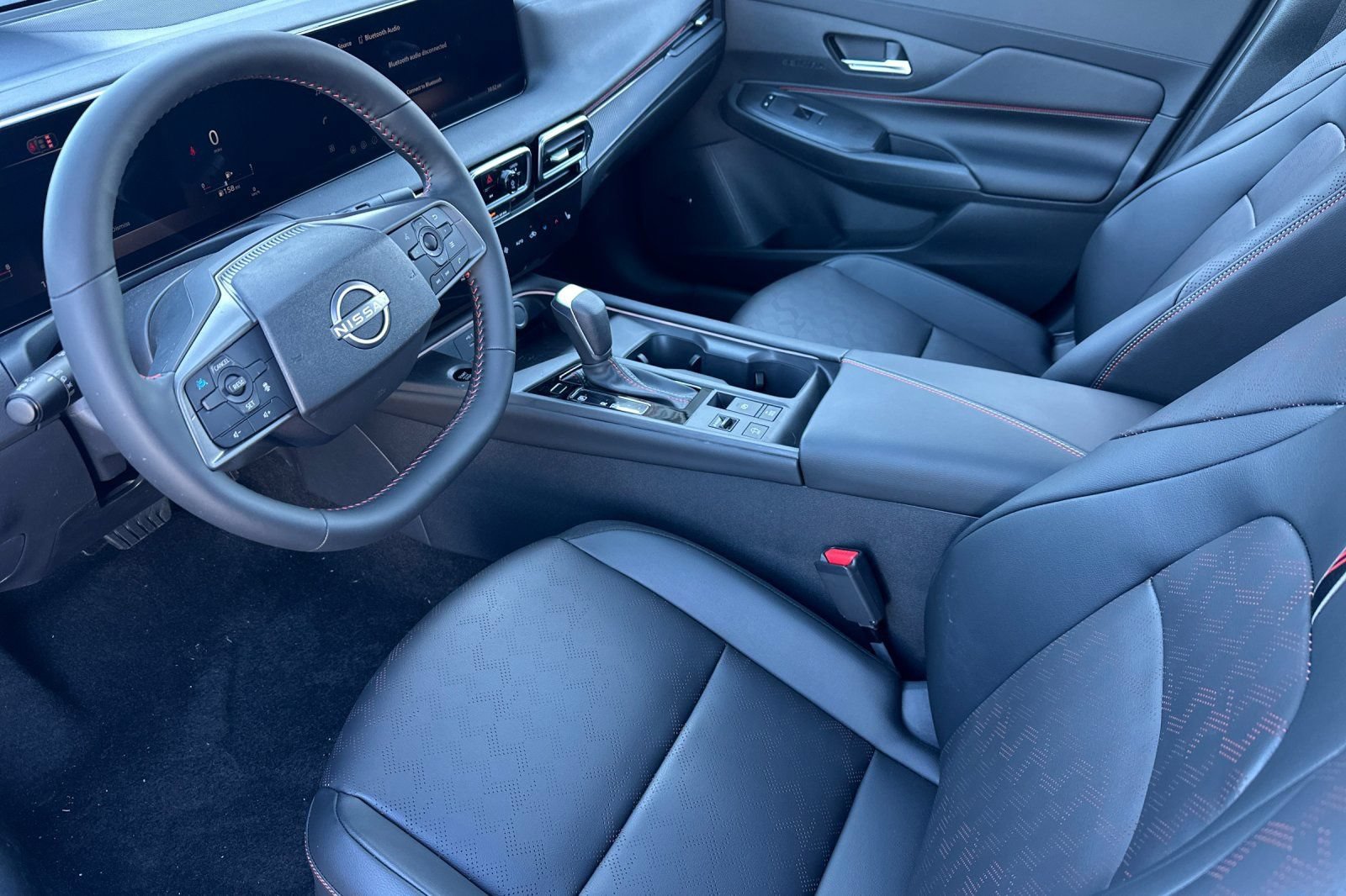 New 2026 Nissan Sentra SR w/ SR Premium Package FWD image 10