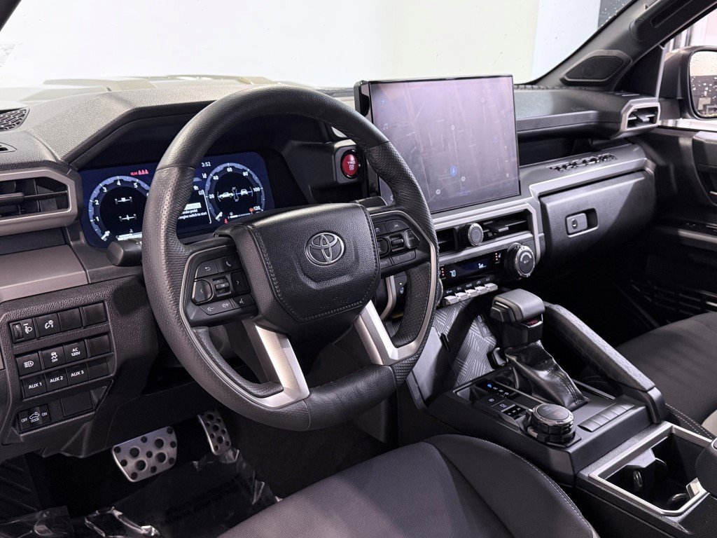 Used 2024 Toyota Tacoma TRD Sport image 24
