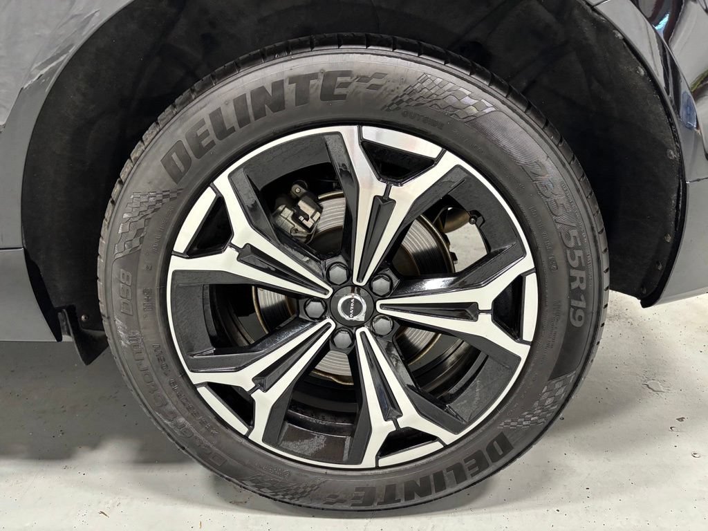 Used 2022 Volvo XC60 B5 Momentum w/ Climate Package AWD/4WD image 59