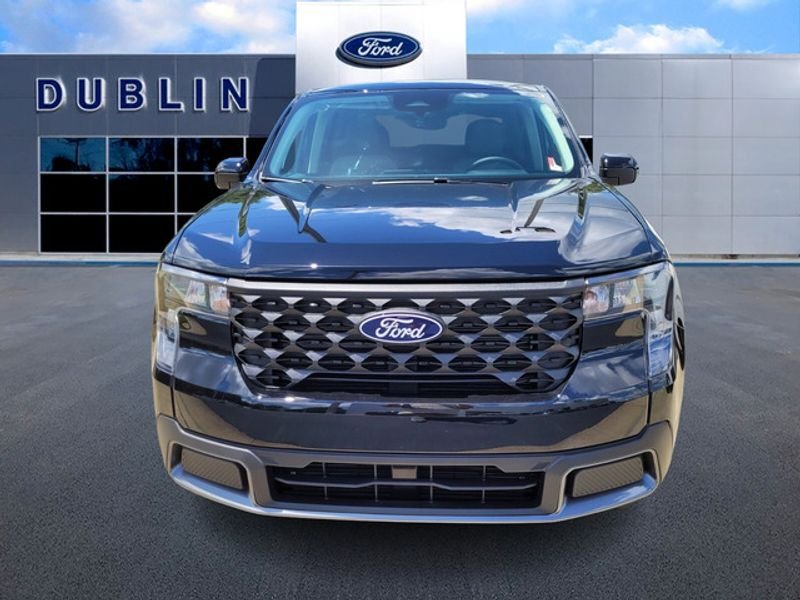 New 2025 Ford Maverick XLT w/ XLT Luxury Package FWD image 2