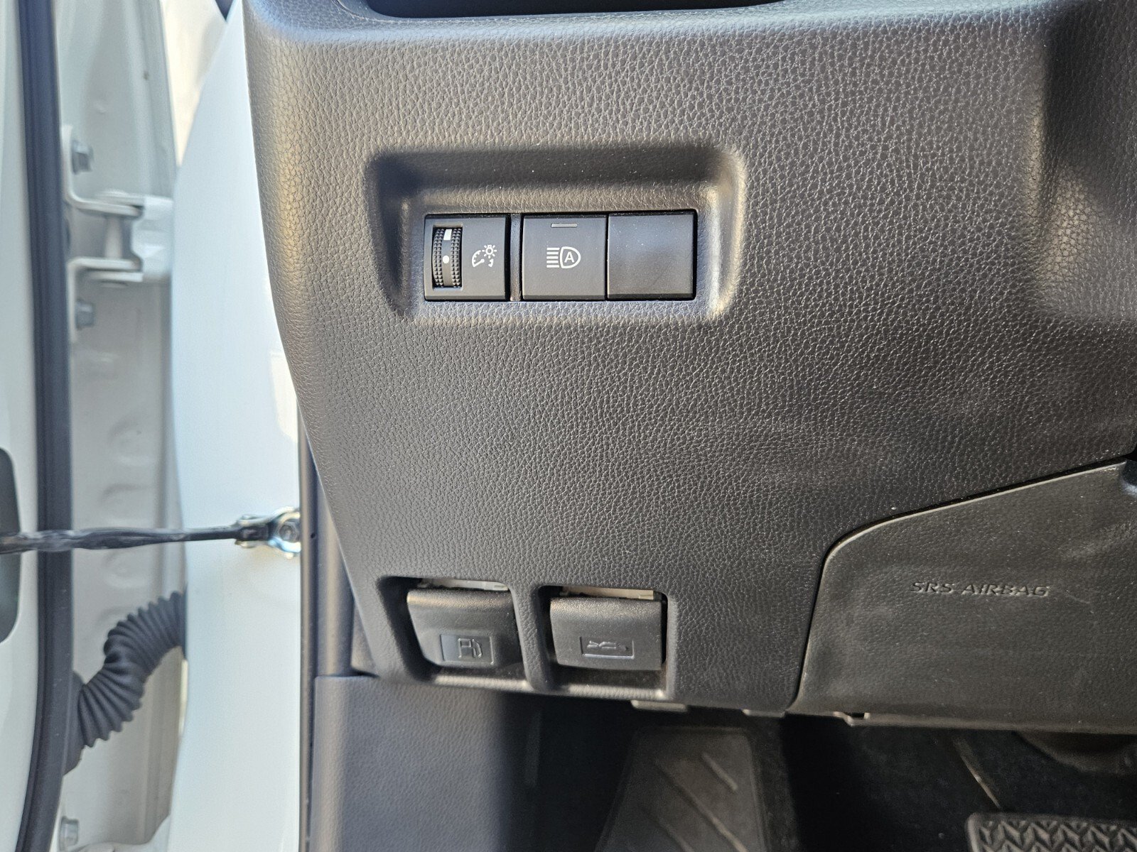 Used 2025 Toyota RAV4 LE AWD/4WD image 17