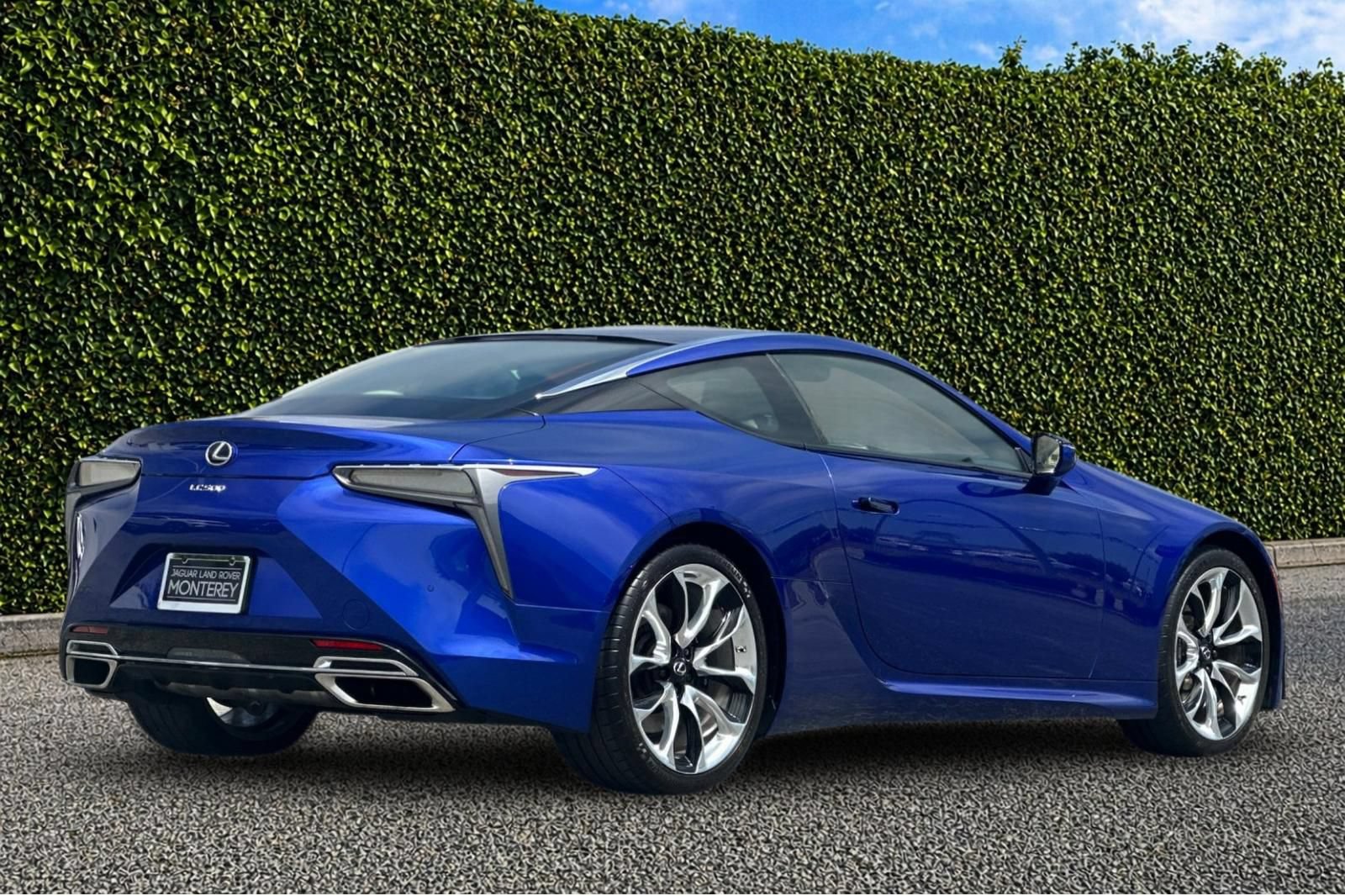 Used 2018 Lexus LC 500 Coupe w/ Launch Edition RWD image 4