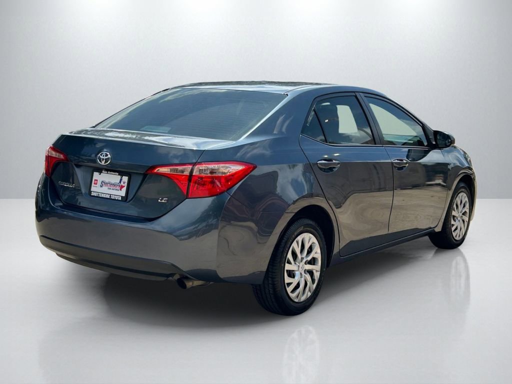 Used 2018 Toyota Corolla LE FWD image 5