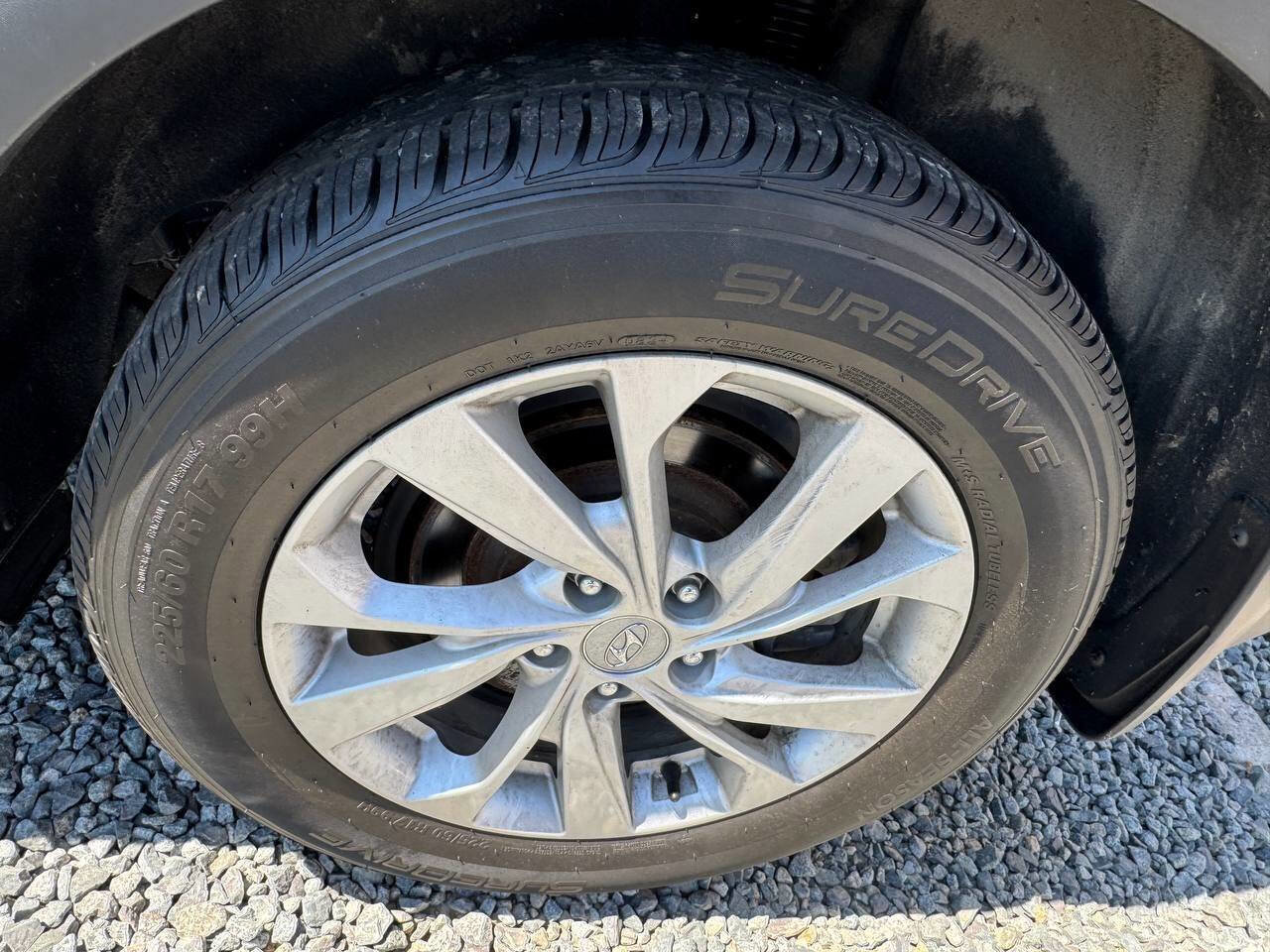 Used 2020 Hyundai Tucson Value AWD/4WD image 28