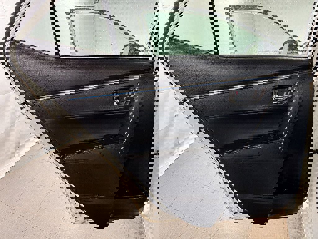 Used 2014 Toyota Corolla S Premium FWD image 16